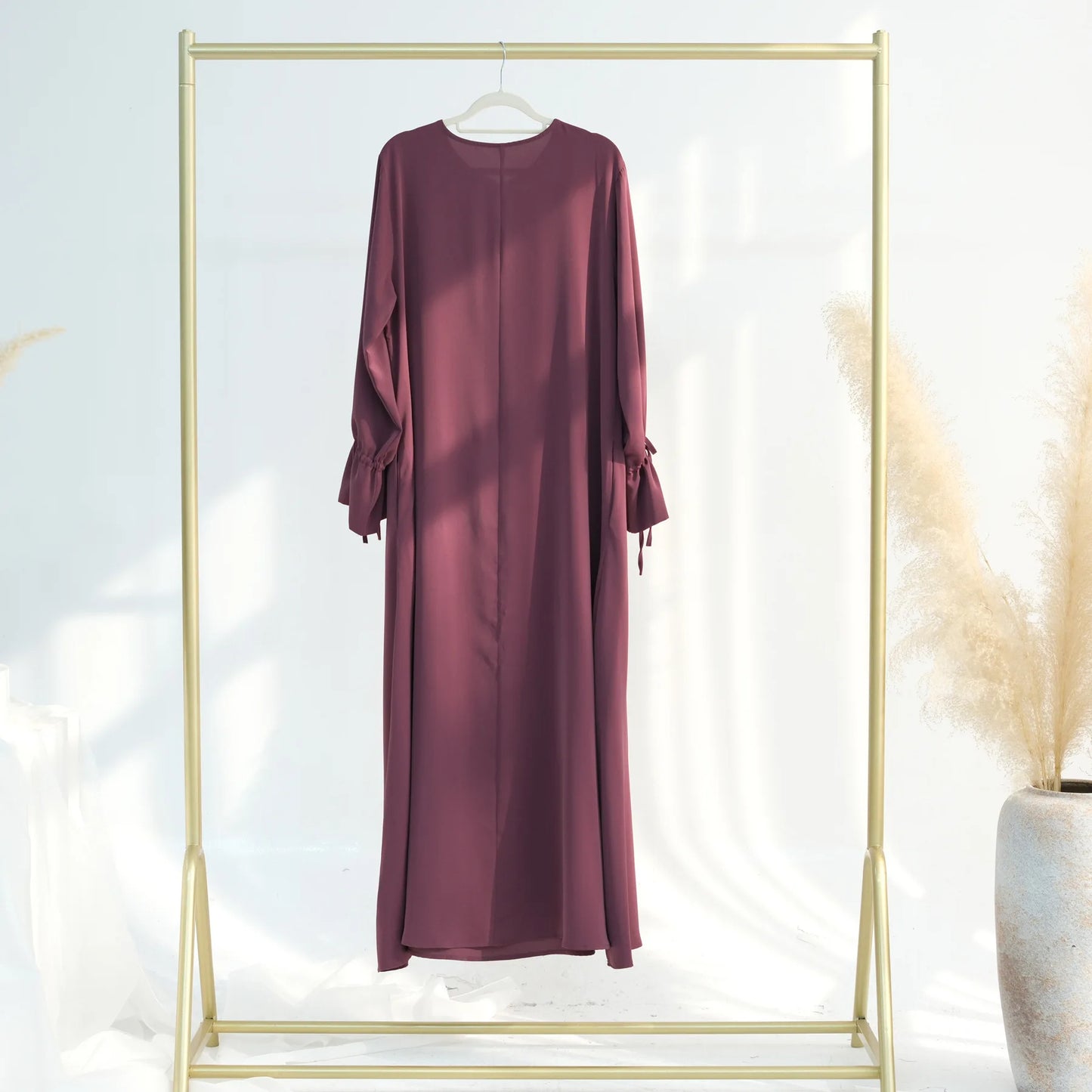 Abaya Lana
